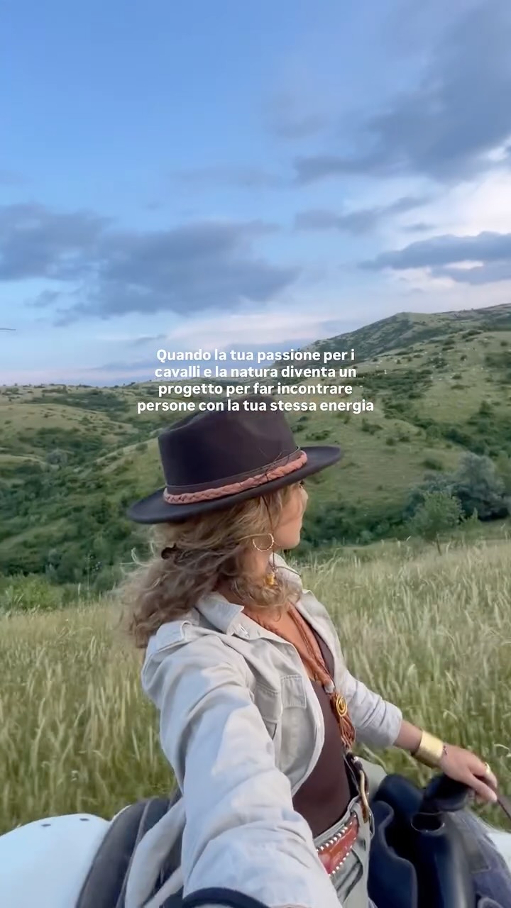 In sella tra i campi